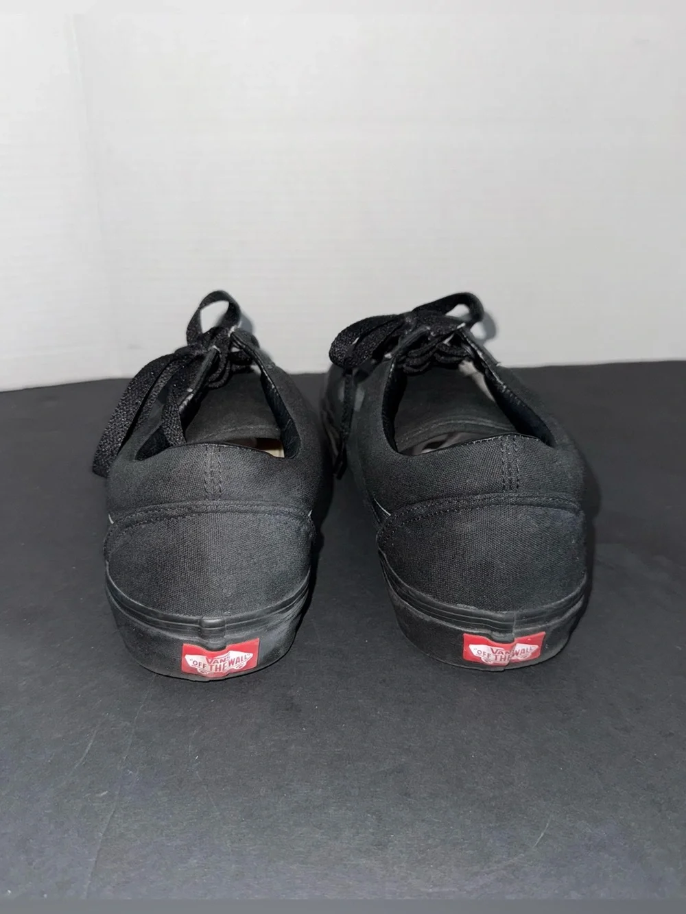 VANS Classic Black Old Skool Lifestyle Icon Side Stripe Skater Sneakers 11.5 Men - Picture 5 of 7